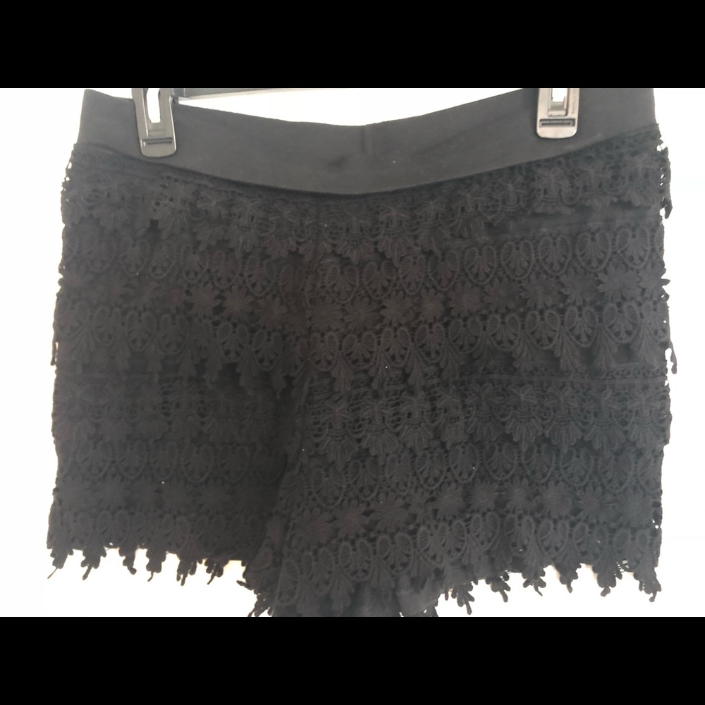 Shorts - Picture 2 of 3